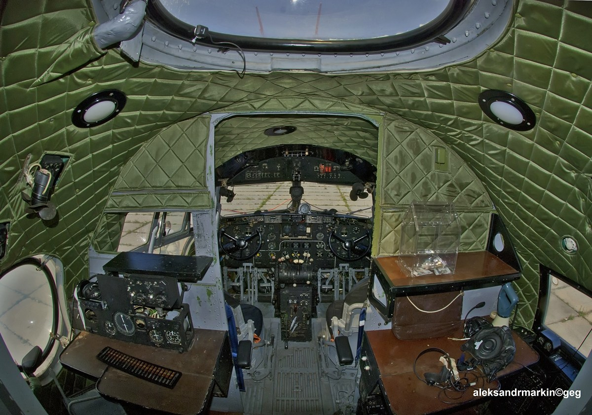 Ил-14, Ильюшин, самолёт, легенда поршневой авиации, самолёт 50-х годов. Авиационная техника для кино, рекламы и фотосессий