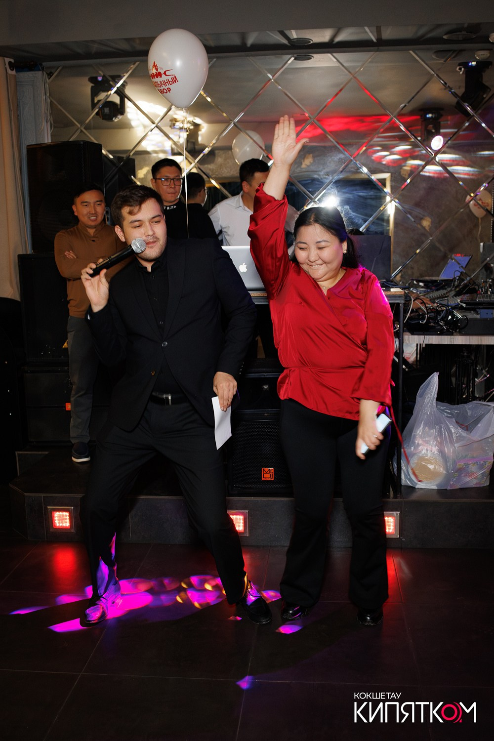 ШАШЛЫЧНЫЙ ДВОР. КИПЯТКОМ КОКШЕТАУ