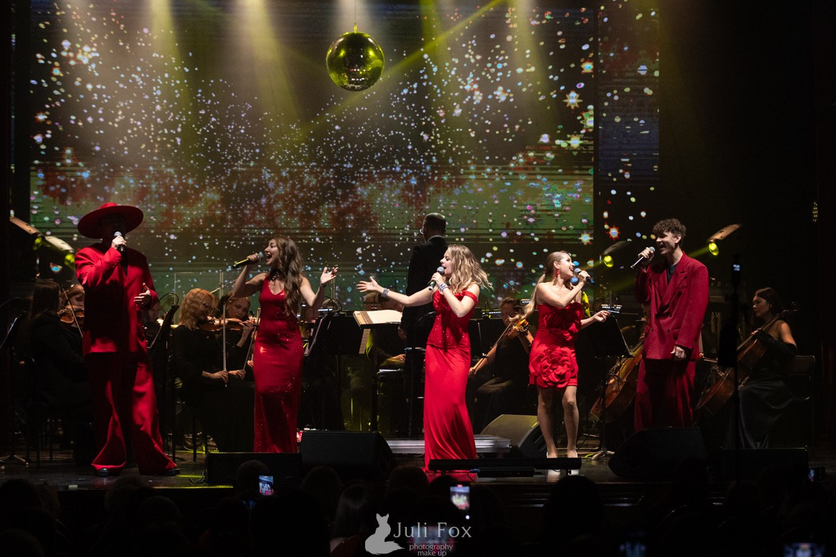 Репортажная фотосъемка во Владивостоке. Портретный, свадебный, репортажный фотограф во Владивостоке Юлиана Джули Фокс