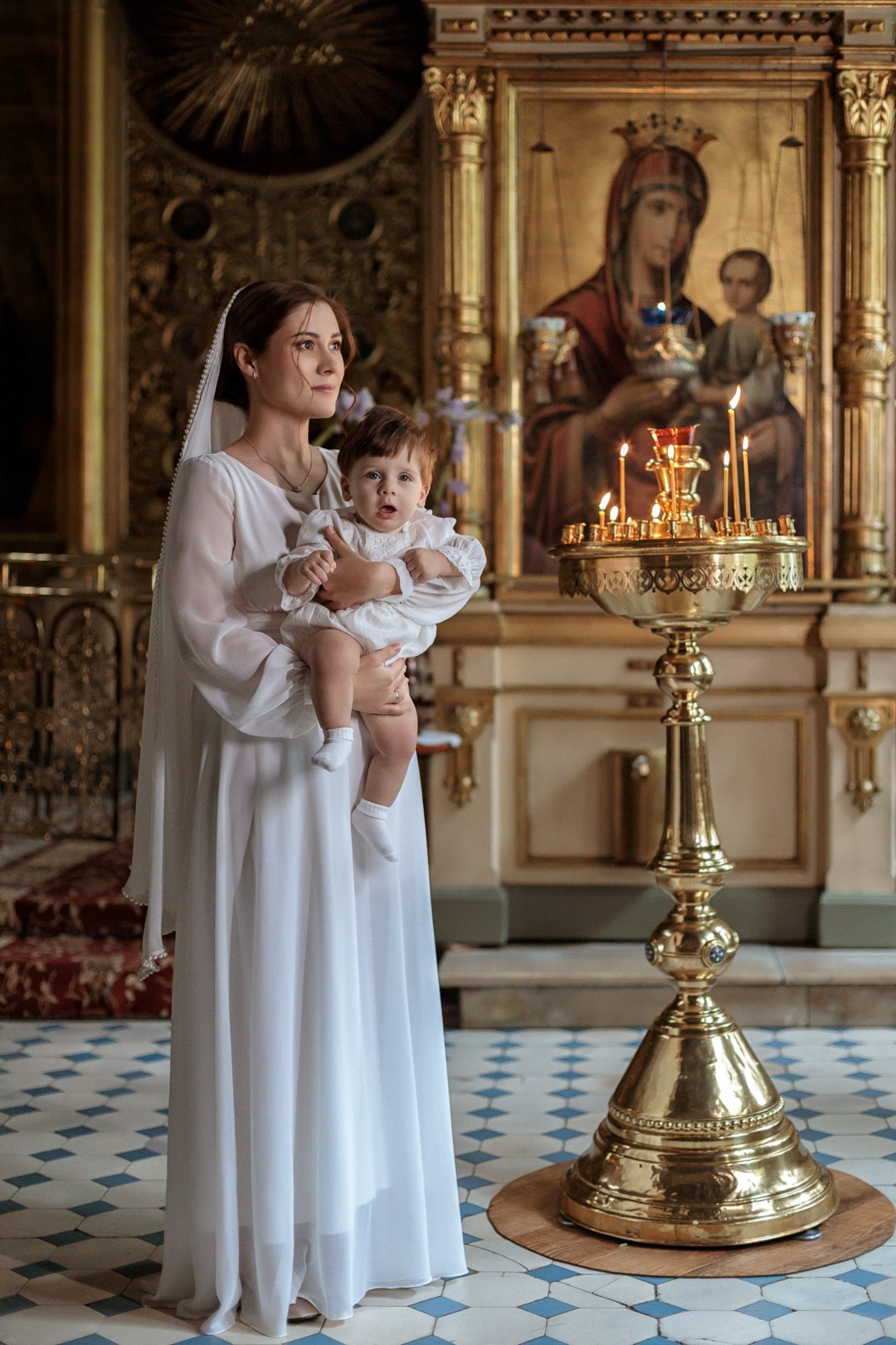 Крещения и венчания. Фотограф на крещение в Москве Нина Лобасова