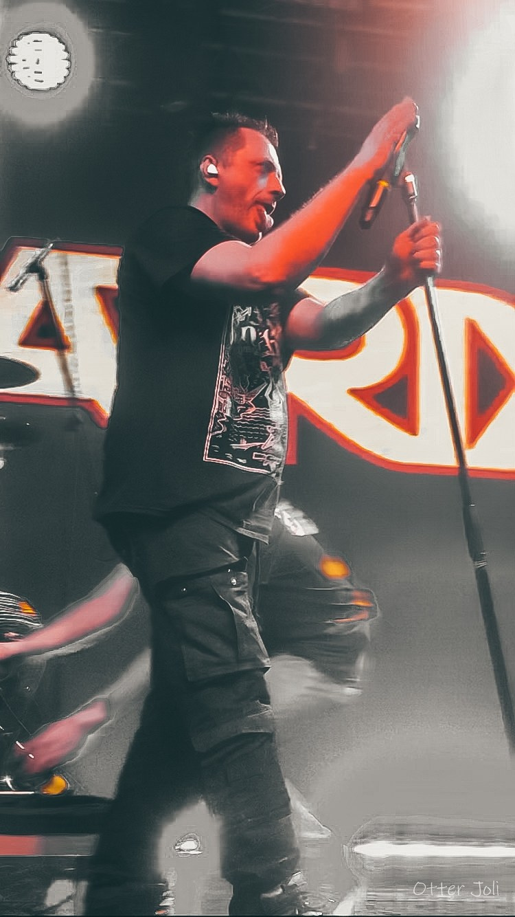 Screens. Концертный репортёр Валерия Сафина