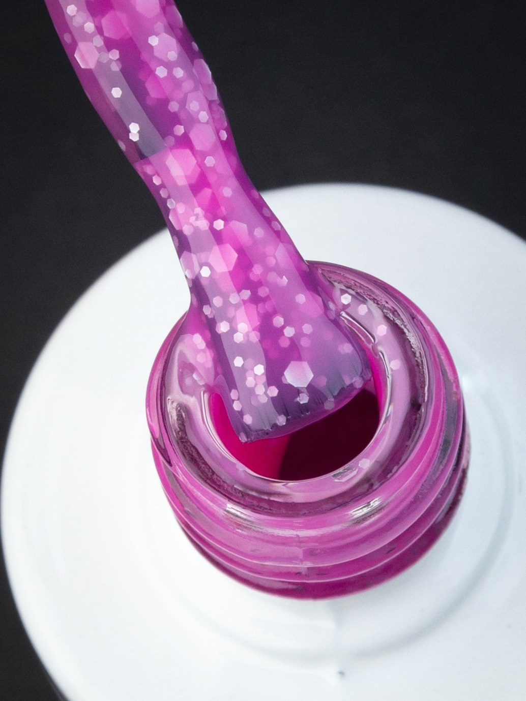 Kira на чёрном. Александр Стряпунин — предметный фотограф в Улан-Удэ