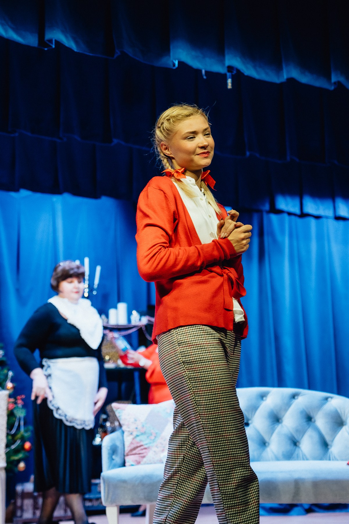 Театр Дом 8 Любящих женщин. Главная