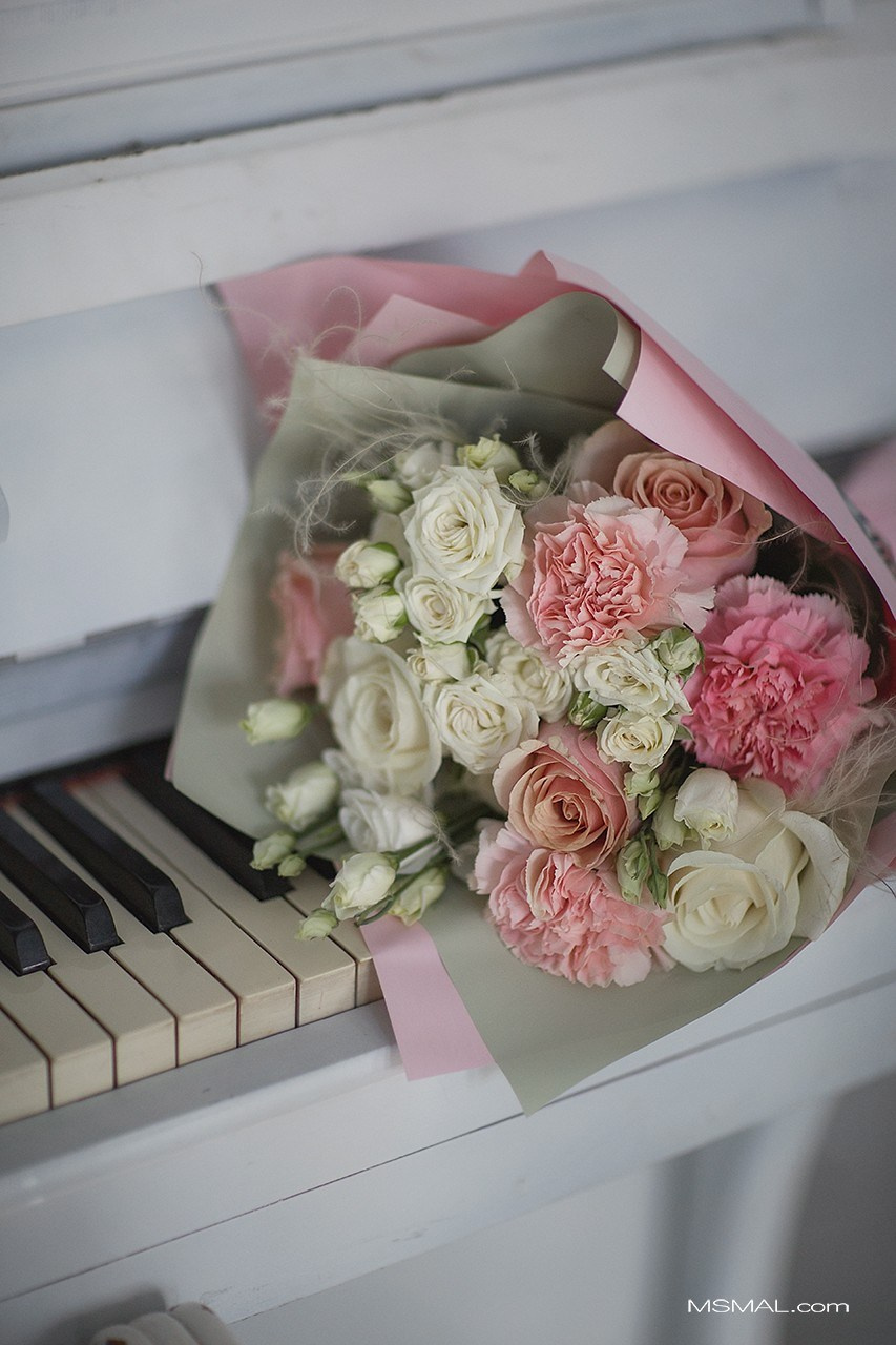 фотосессия дня рождения ребенка, фотосъемка в красивых платьях, фотосессия в фотостудии