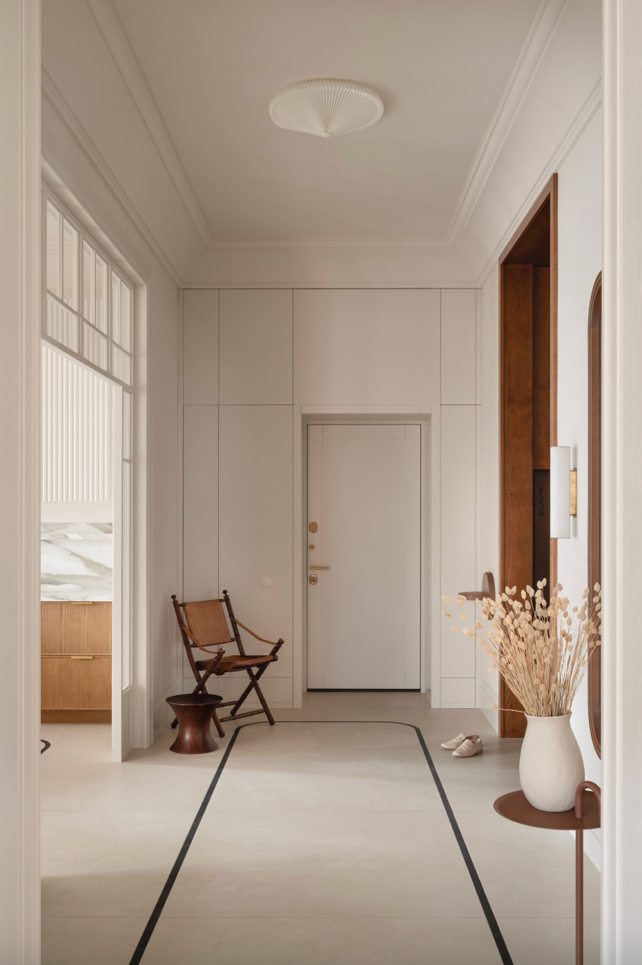 NEVSKY / 175 м². Inside Form — студия, где проект начинается не с стен, а с человека. Индивидуальный подход, живой стиль