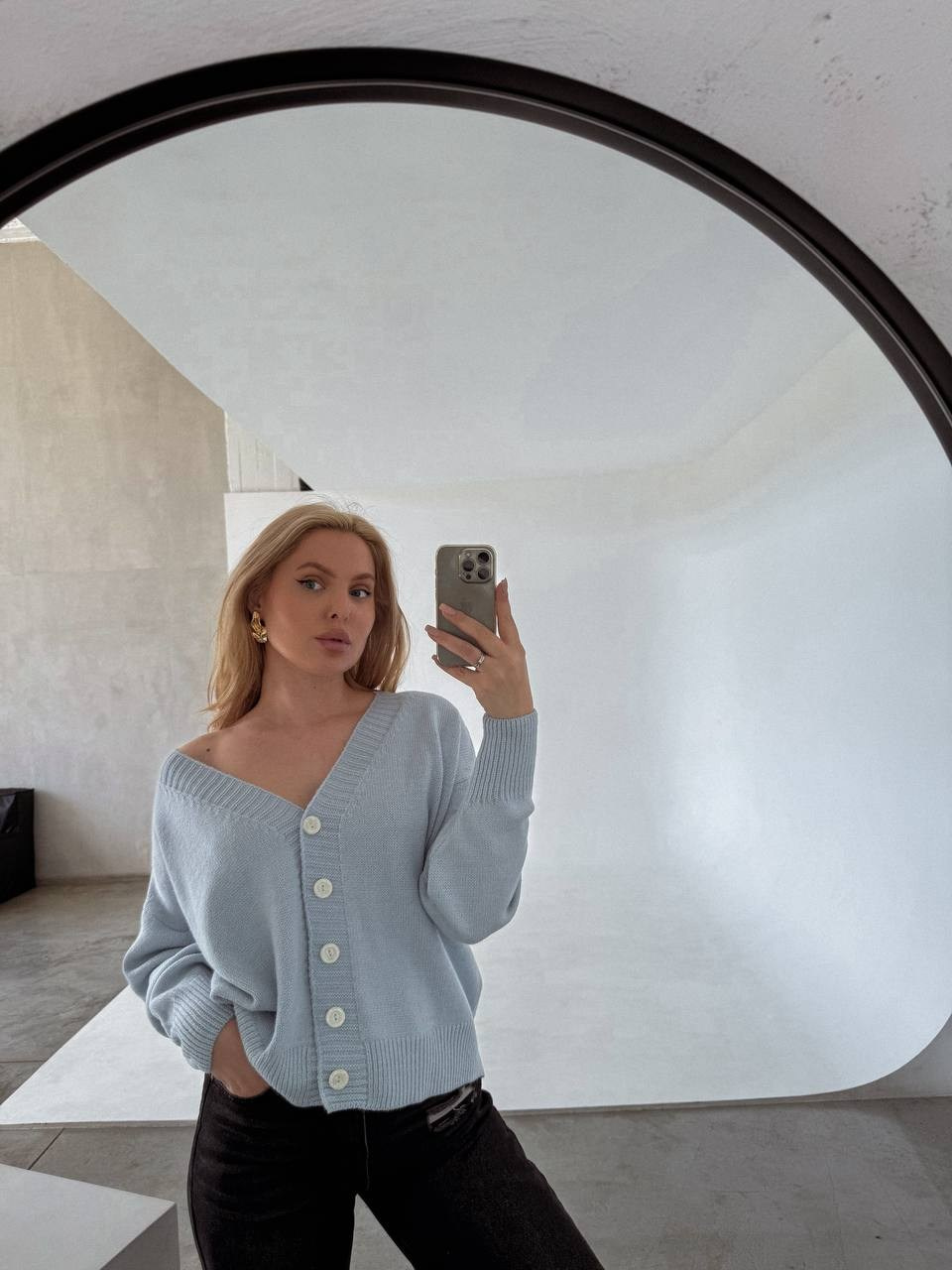 Алиса Б Размер М, Рост 174, Параметры 85/67/95. LUNAPRO Дом стильных, сборных и индивидуальных съемок для брендов