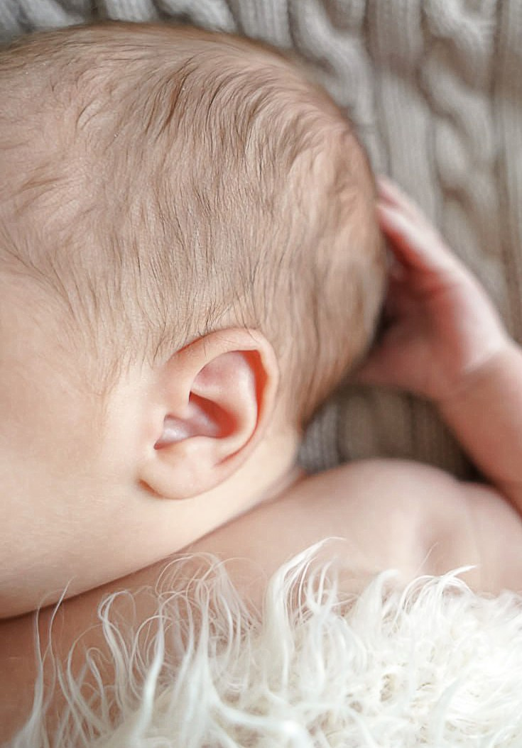 Фотосессия новорожденного дома  примеры фото. Фотограф в Ялте Инна Найден. Детский и семейный фотограф