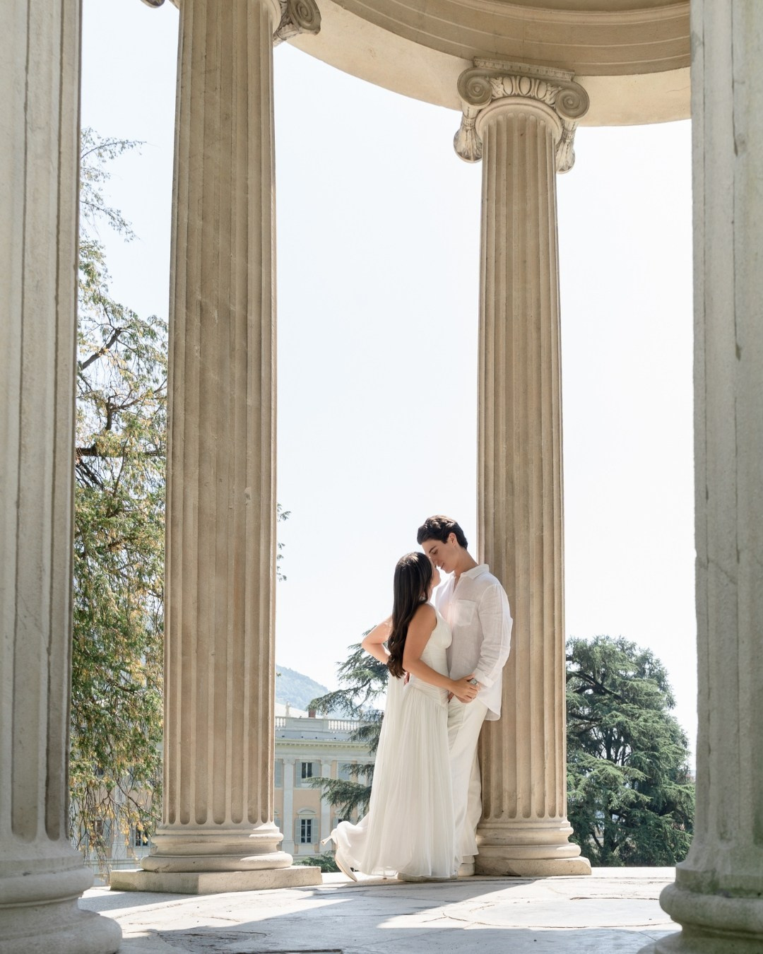 Villa Olmo proposal, kneel by the lake