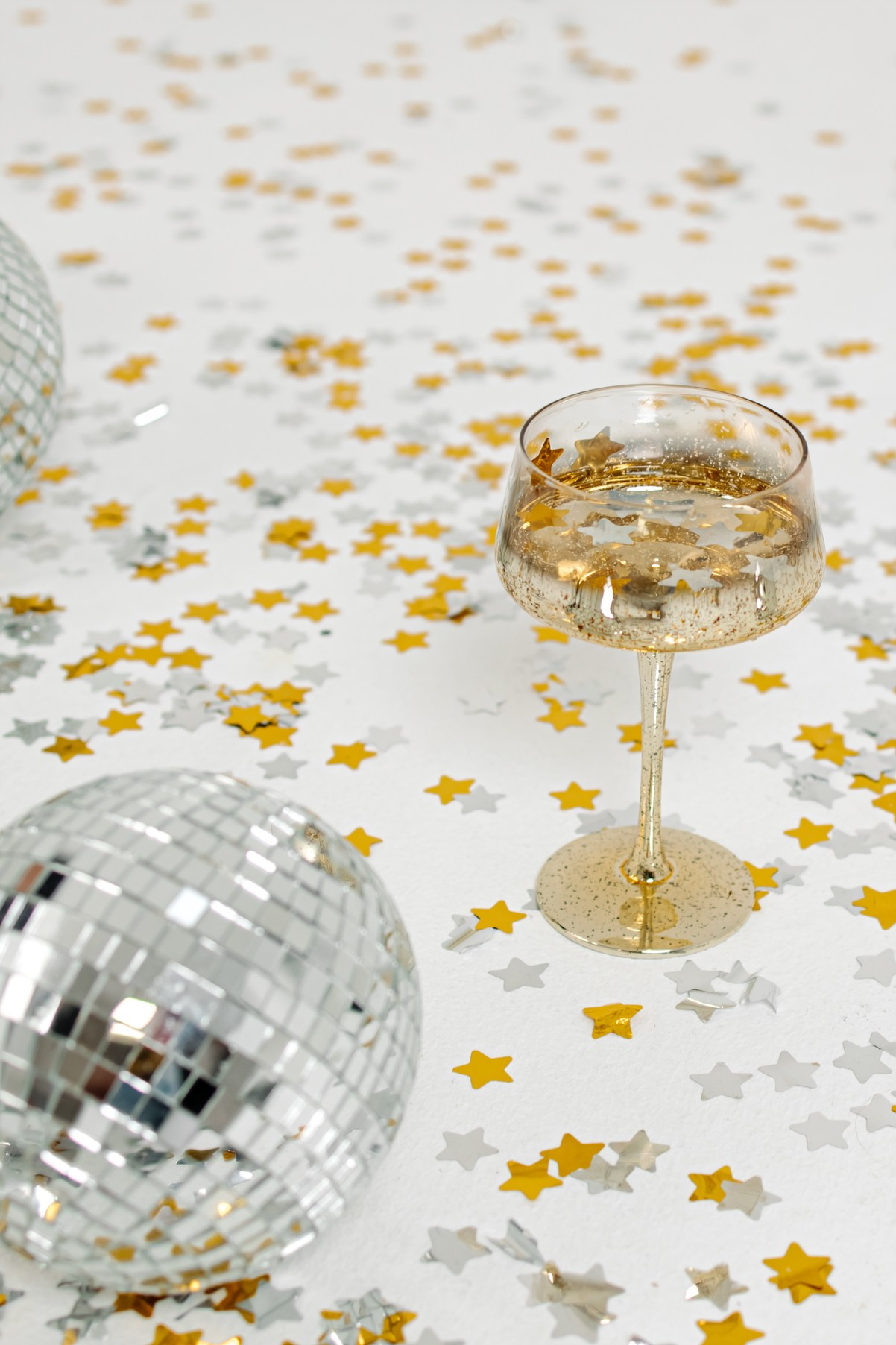 Индивидуальная. С конфети. Свадебный и сеейный фотограф в Санкт-Петербурге Елена Худякова