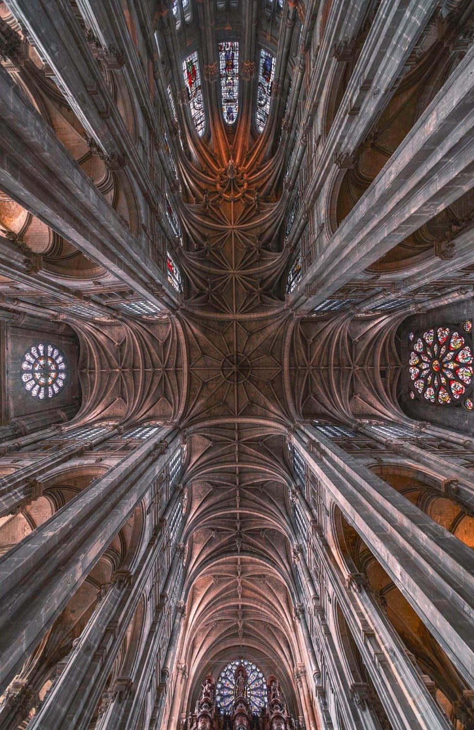 Look up — personal project of photographer Vadim Sherbakov. Vadim Sherbakov Portfolio