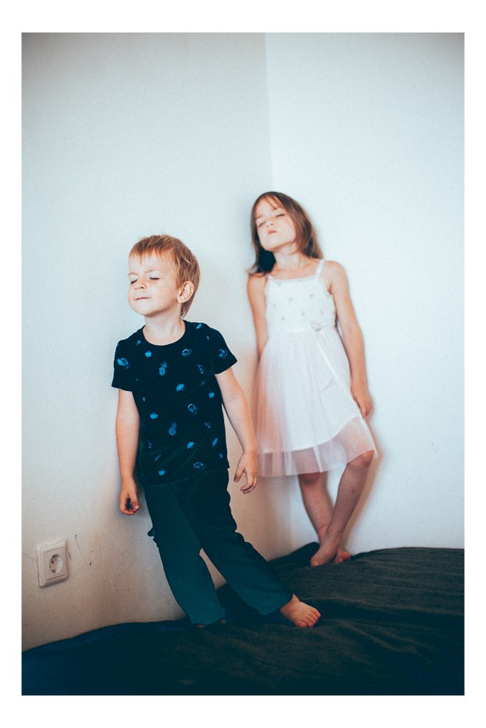 Брат и сестра. Фотограф Денис Денисов