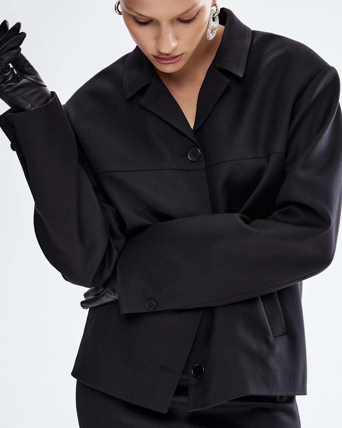 ROOM513. Фотограф и видеограф для брендов в Москве