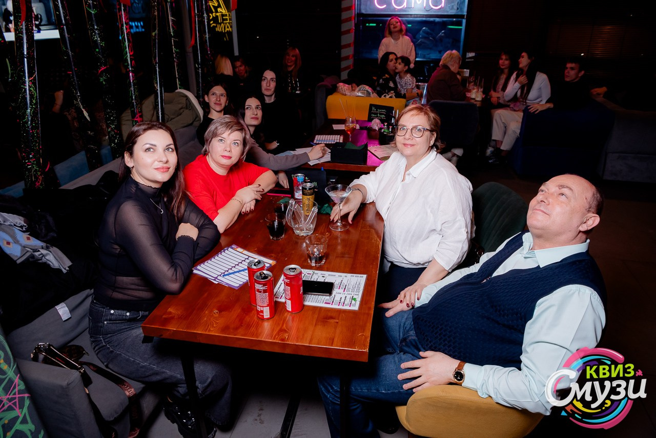 КВИЗ СмузиКвиз в баре Roof. Фотограф в Волгограде и Волжском Александр Горбань