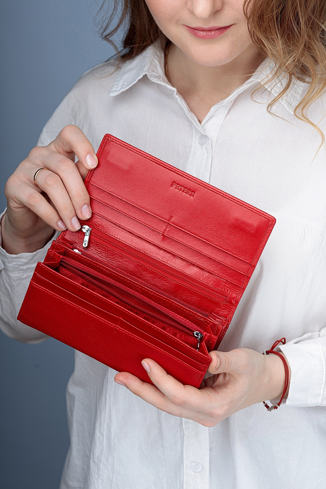 Съёмки для маркетплейсов. Фотограф Александр Калинин