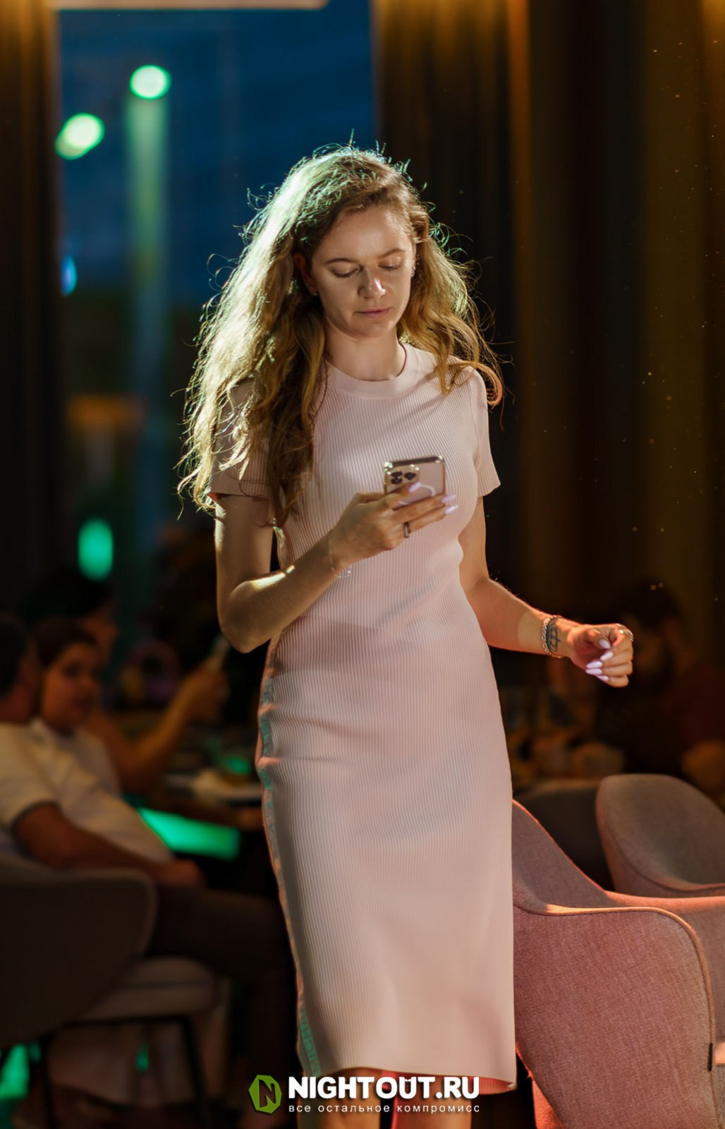 MOSCOW NEVER SLEEP. NIGHTOUT.RU Журнал о ночной жизни города