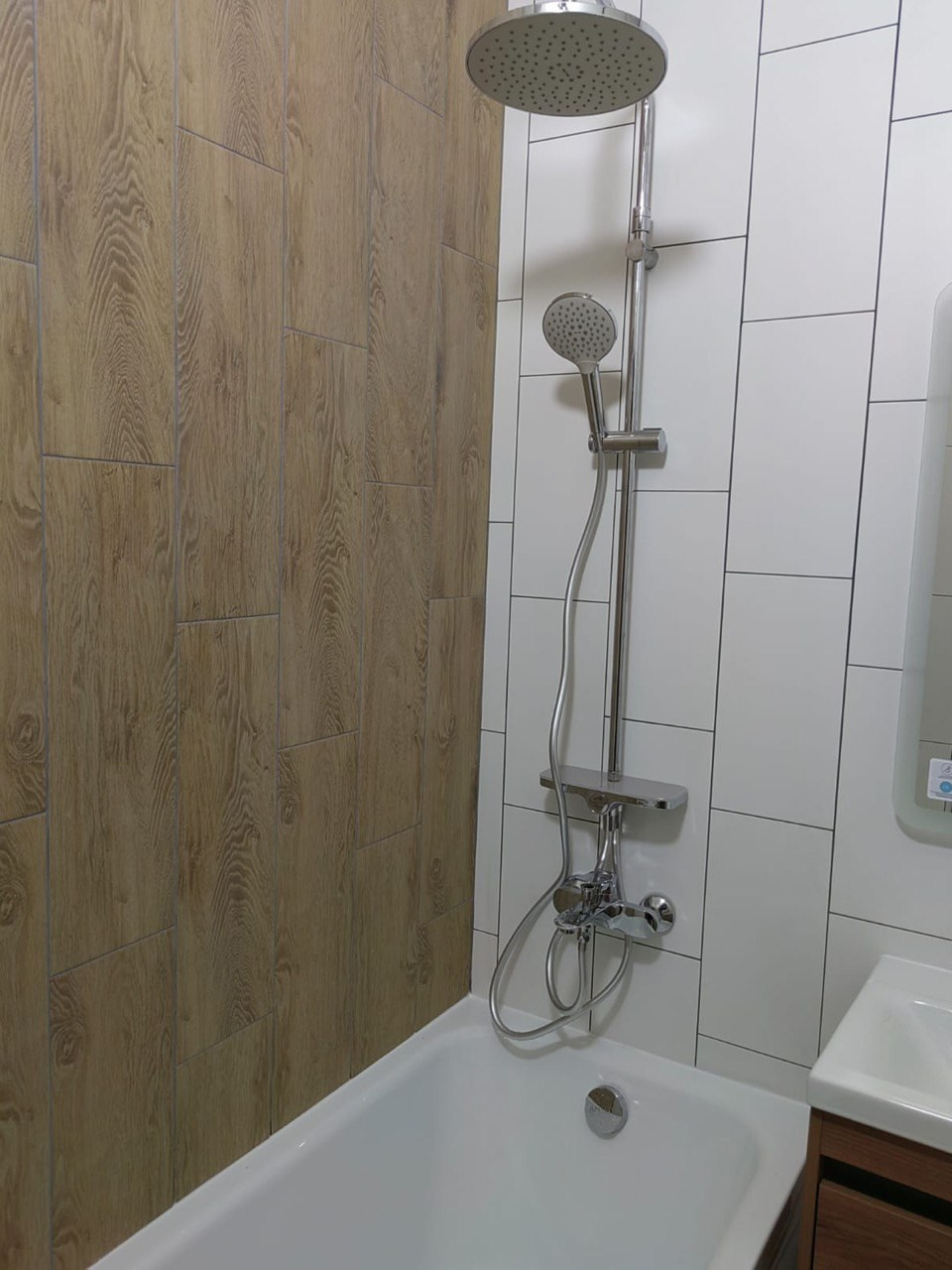 Ванная комната (ул. Альберта Камалеева д. 16). Ремонт санузла, туалета, ванной под ключ в Казани. Укладка плитки