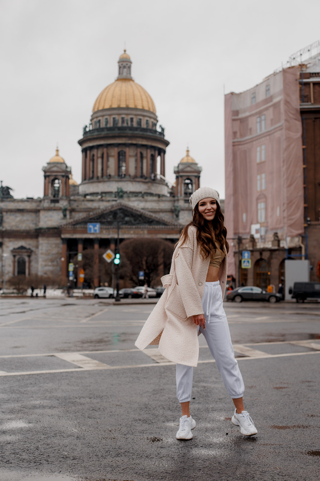 Прогулка возле Исаакиевского собора. Свадебный фотограф Санкт-Петербург  Москва