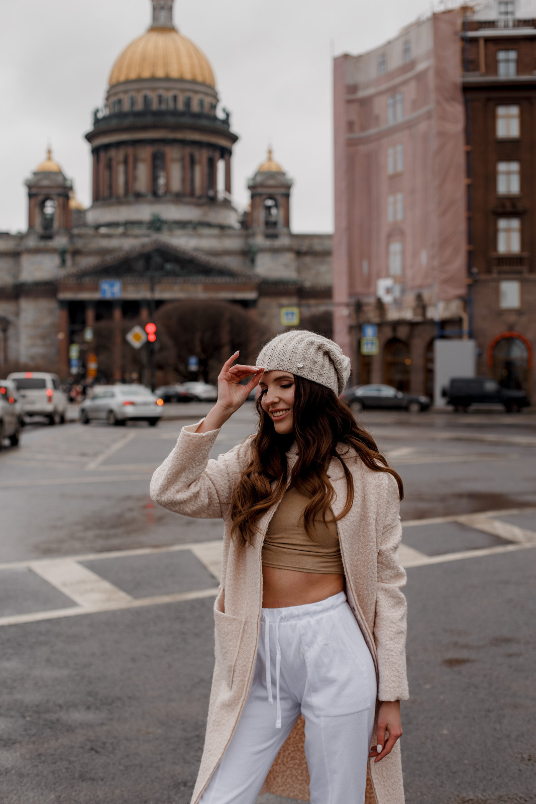 Прогулка возле Исаакиевского собора. Свадебный фотограф Санкт-Петербург  Москва