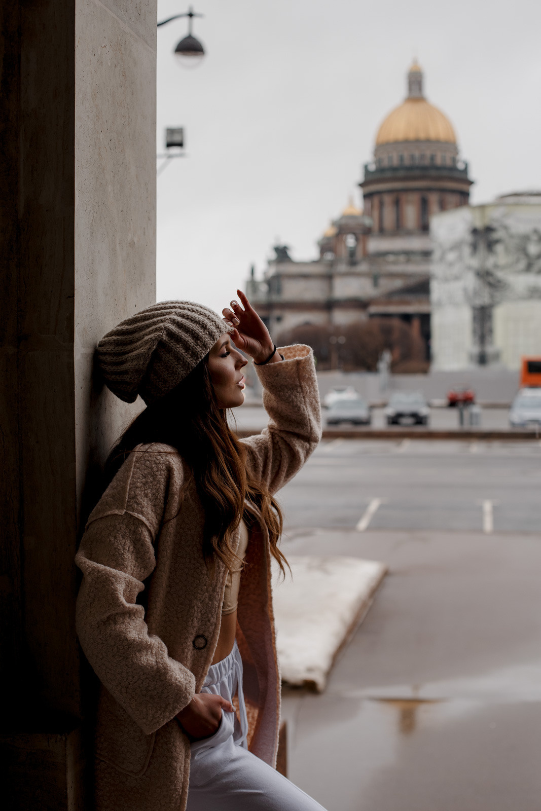 Прогулка возле Исаакиевского собора. Свадебный фотограф Санкт-Петербург  Москва