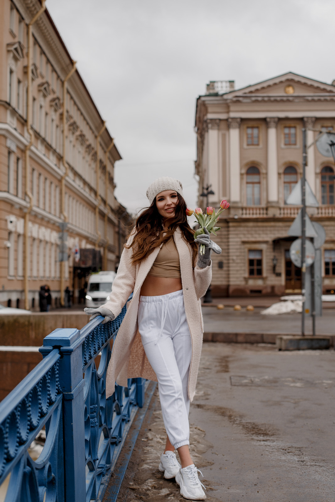Прогулка возле Исаакиевского собора. Свадебный фотограф Санкт-Петербург  Москва