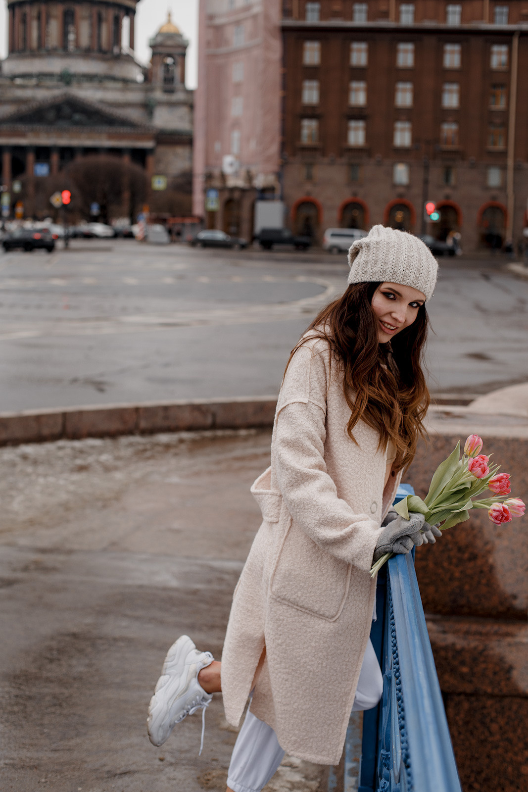 Прогулка возле Исаакиевского собора. Свадебный фотограф Санкт-Петербург  Москва