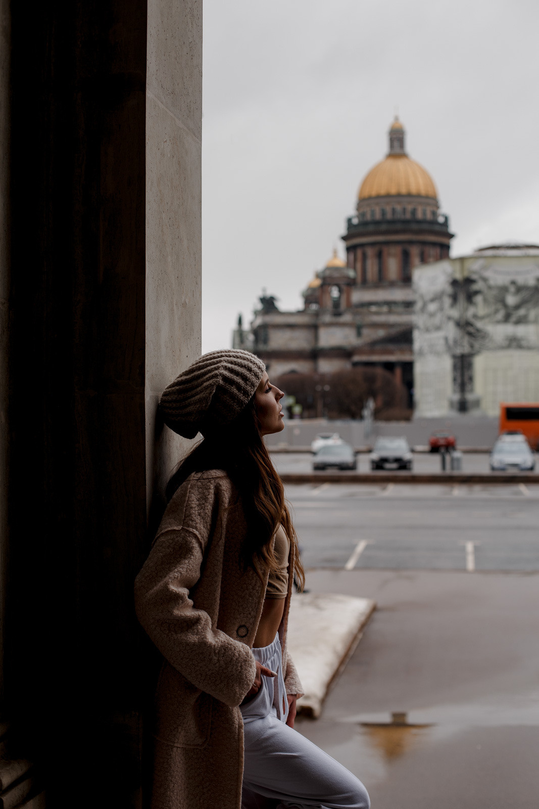 Прогулка возле Исаакиевского собора. Свадебный фотограф Санкт-Петербург  Москва