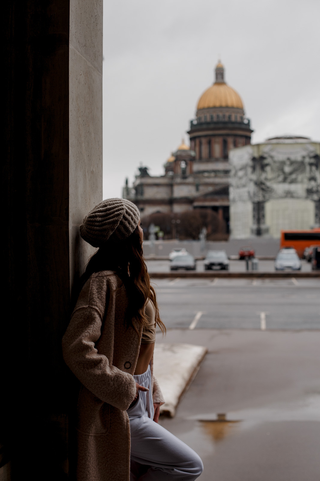 Прогулка возле Исаакиевского собора. Свадебный фотограф Санкт-Петербург  Москва