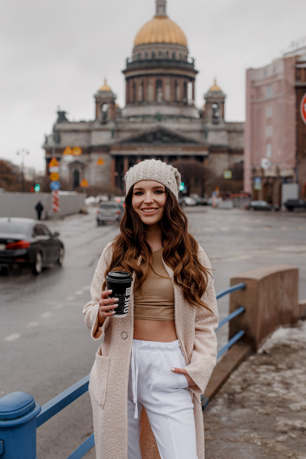 Прогулка возле Исаакиевского собора. Свадебный фотограф Санкт-Петербург  Москва