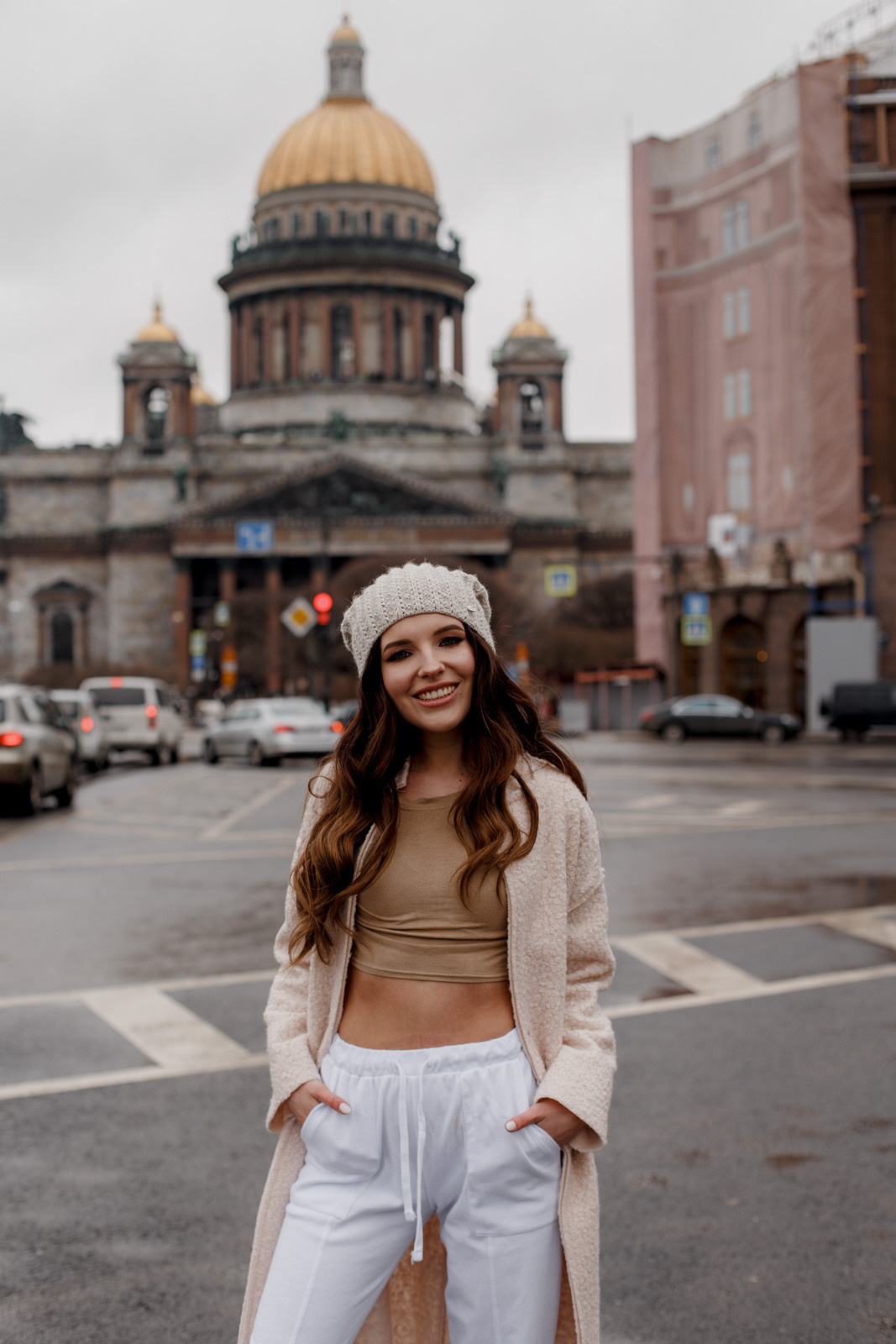 Прогулка возле Исаакиевского собора. Свадебный фотограф Санкт-Петербург  Москва