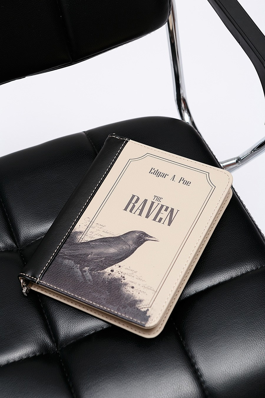 Сумка-клатч. Контент фотограф, съемка для маркетплейсов, фуд съемка и репортажи в Новосибирске Ралия Галеева