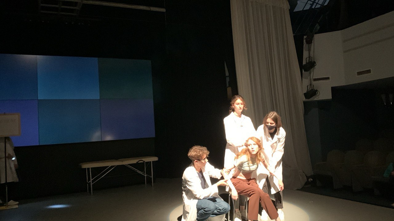 Роли. Режиссёр и актриса Тася Малькова