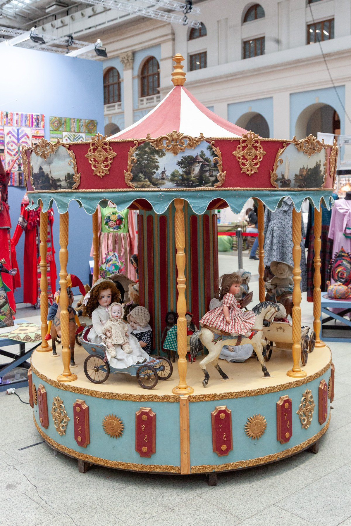 Международная выставка «Искусство куклы 2025», Москва, Гостиный двор, 9–12 октября 2025 г. Портретные фотографы в Москве — Анна и Алексей Бородины