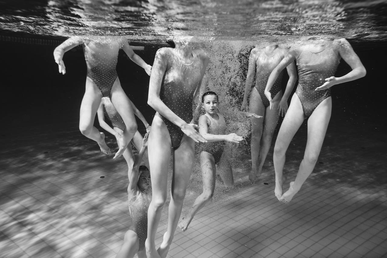 Подводная Фотосессия для команды синхронного плавания. Профессиональный фотограф в Москве — Максим Дьяконов