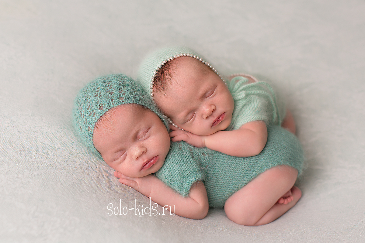 Фотографии новорожденных. Фотограф новорожденных в Екатеринбурге Анастасия Быдзина