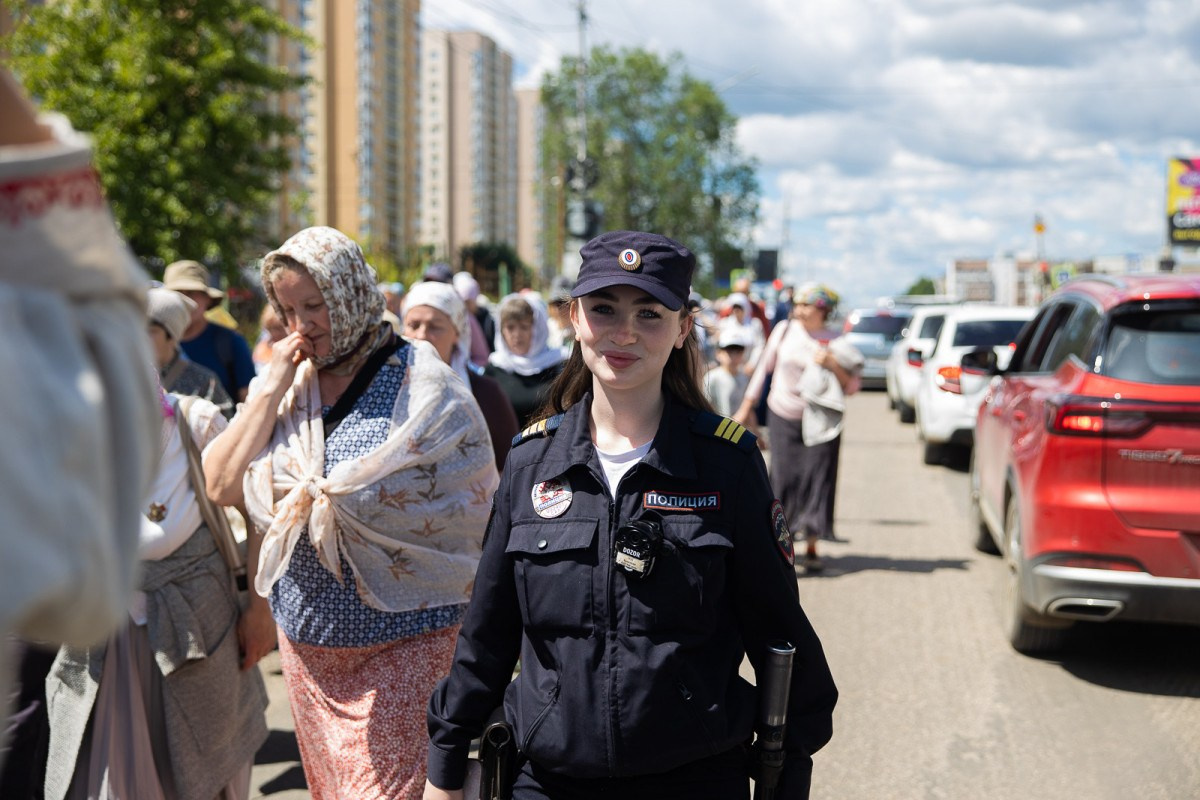 Архиерейское Богослужение в Неделю 4-ю по Пятидесятнице. Саратовское Северо-Западное благочиние