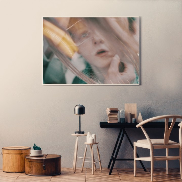 WARMTH OF THE PALM. International visual artist Elen Reflecta