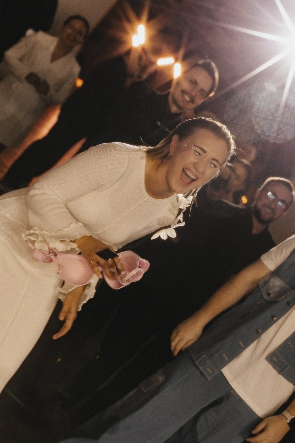 Фотограф на свадебную вечеринку Москва. VERSLIBRE | Свадебный и репортажный фотограф в Санкт-Петербурге, Москве, и Поволжье