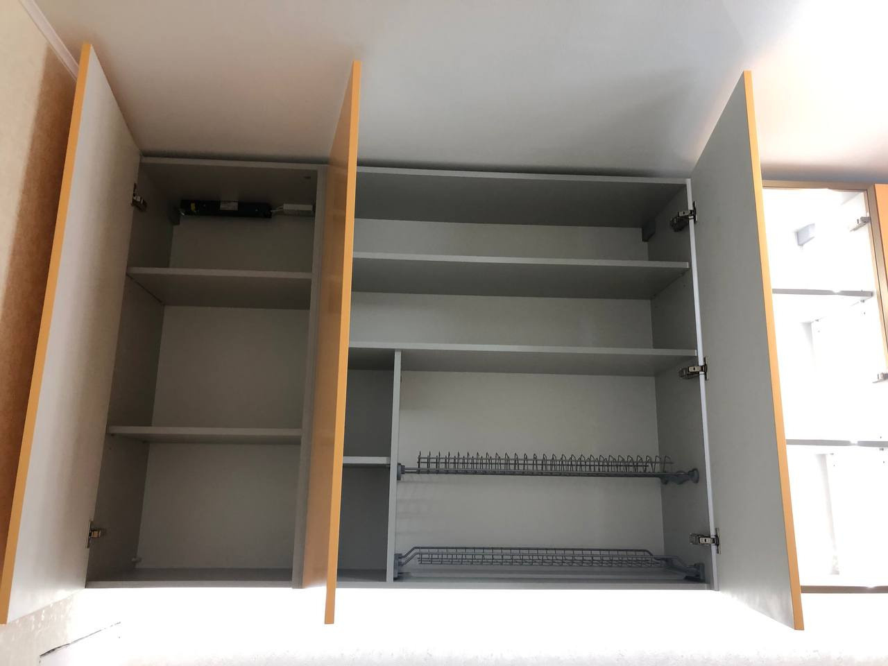 Фото с монтажа |Мебель на заказа: кухни, шкафы и т.д. в Томске. ГУДРУМ — Мебель на заказ в Томске | Кухни | Шкафы | Стулья и Столы