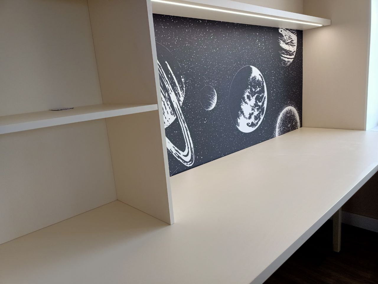 Фото с монтажа |Мебель на заказа: кухни, шкафы и т.д. в Томске. ГУДРУМ — Мебель на заказ в Томске | Кухни | Шкафы | Стулья и Столы