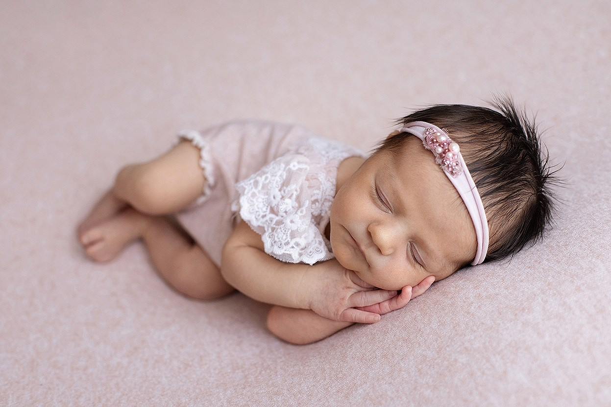 Newborn. Фотограф новорожденных в Екатеринбурге Татьяна Продан