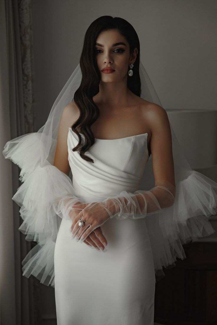 Образ невесты. Платье, макияж и укладка. Валеева Виктория | Свадебный фотограф в Ростове-на-Дону и Москве