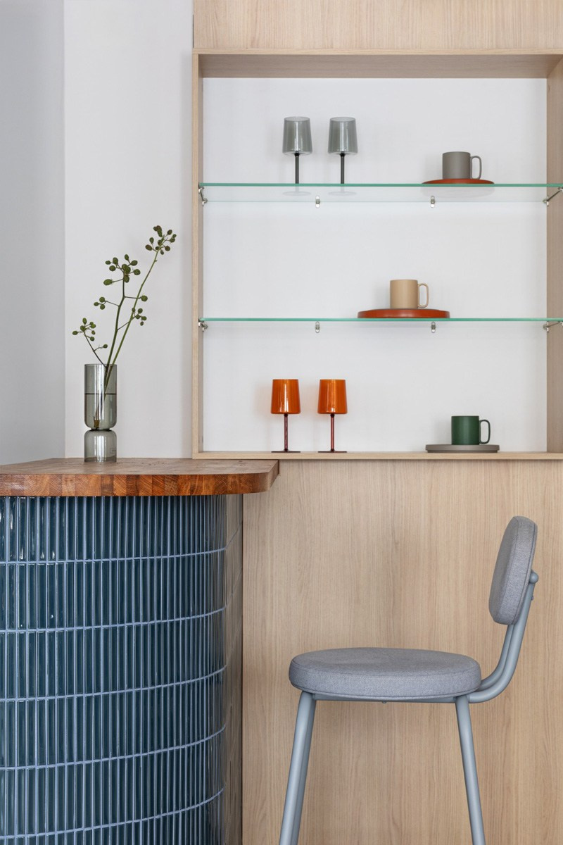 Nizhny Novgorod, Bolshaya Pokrovskaya 9, together with designer Yana Meglitskaya. Olga Goldina architectural interior design, styling and staging