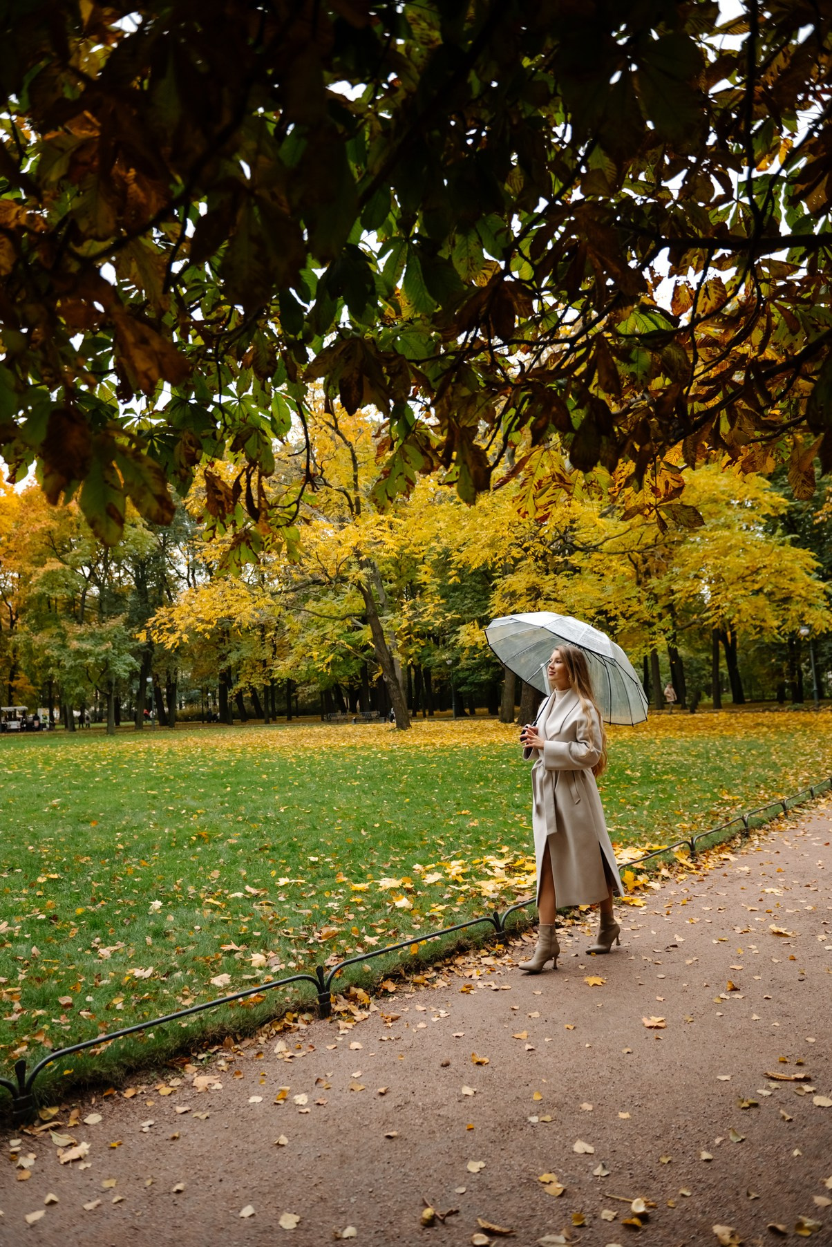 Осенняя фотосессия в Питере в Михайловском саду. Свадебный и сеейный фотограф в Санкт-Петербурге Елена Худякова