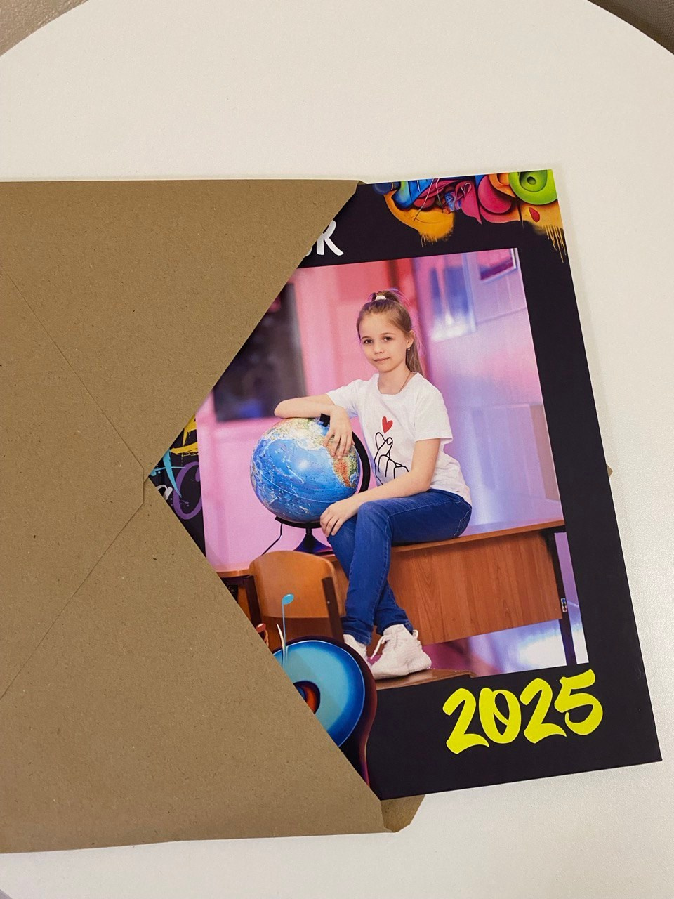 Примеры готовых альбомов. Выпускные альбомы в Томске. Леднева Олеся