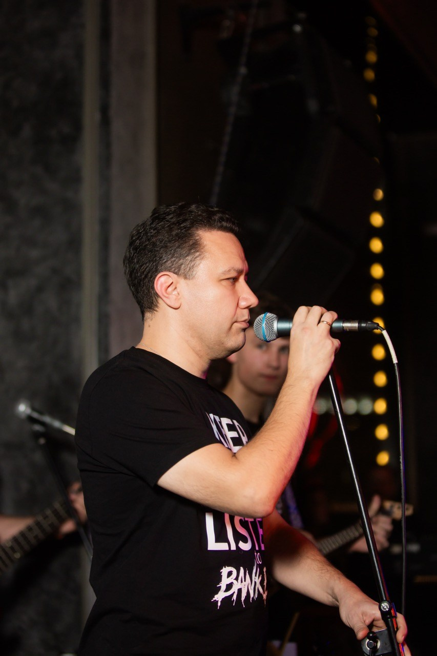 LЮSTRA bar 10.12.2025. Московская кавер-группа BankBand