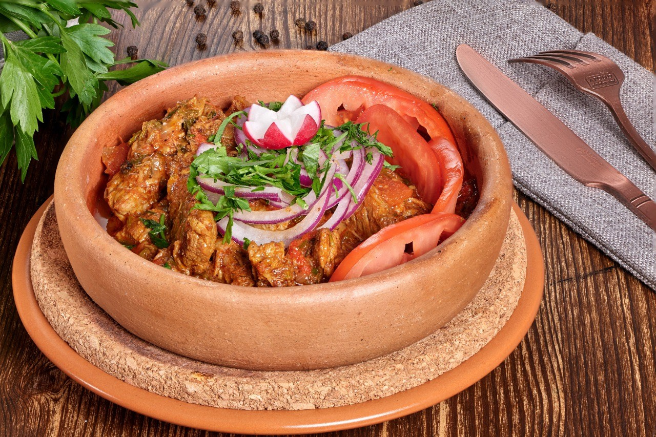 Банкетное меню. Грузинская кухня. Доставка блюд по меню. Доставка комплексных обедов