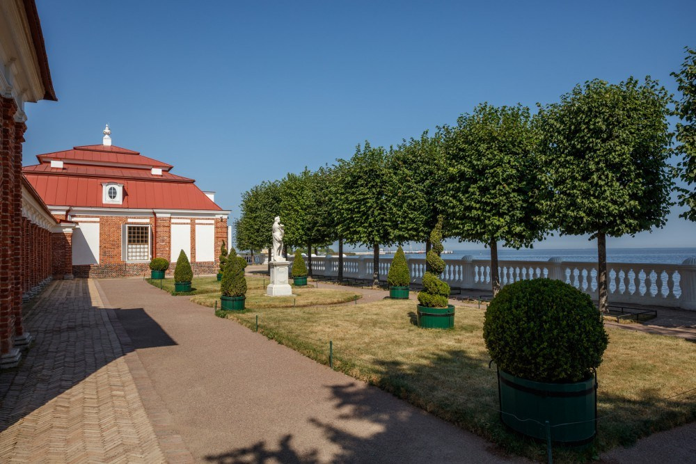 Локации в Петергофе