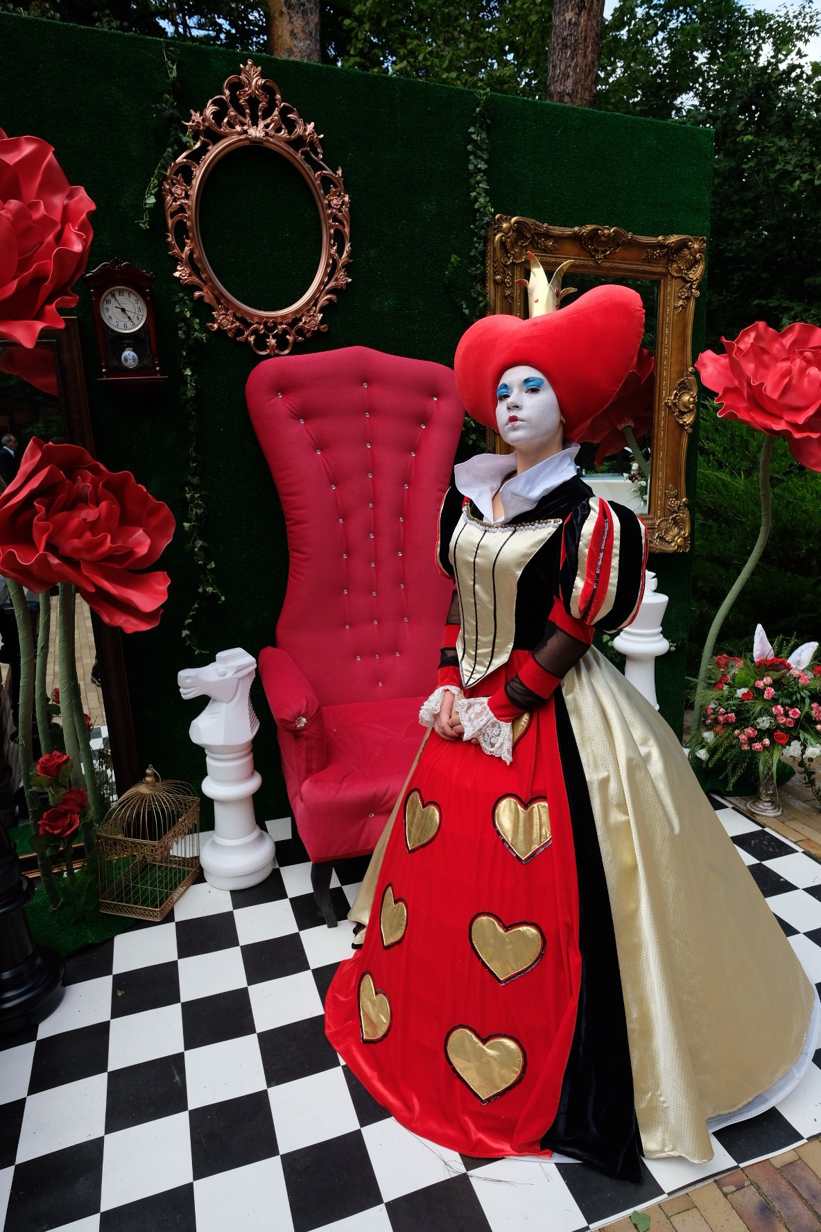 Tea party in wonderland. Kirillova Studio — мастерская декора и событий Юли Кирилловой