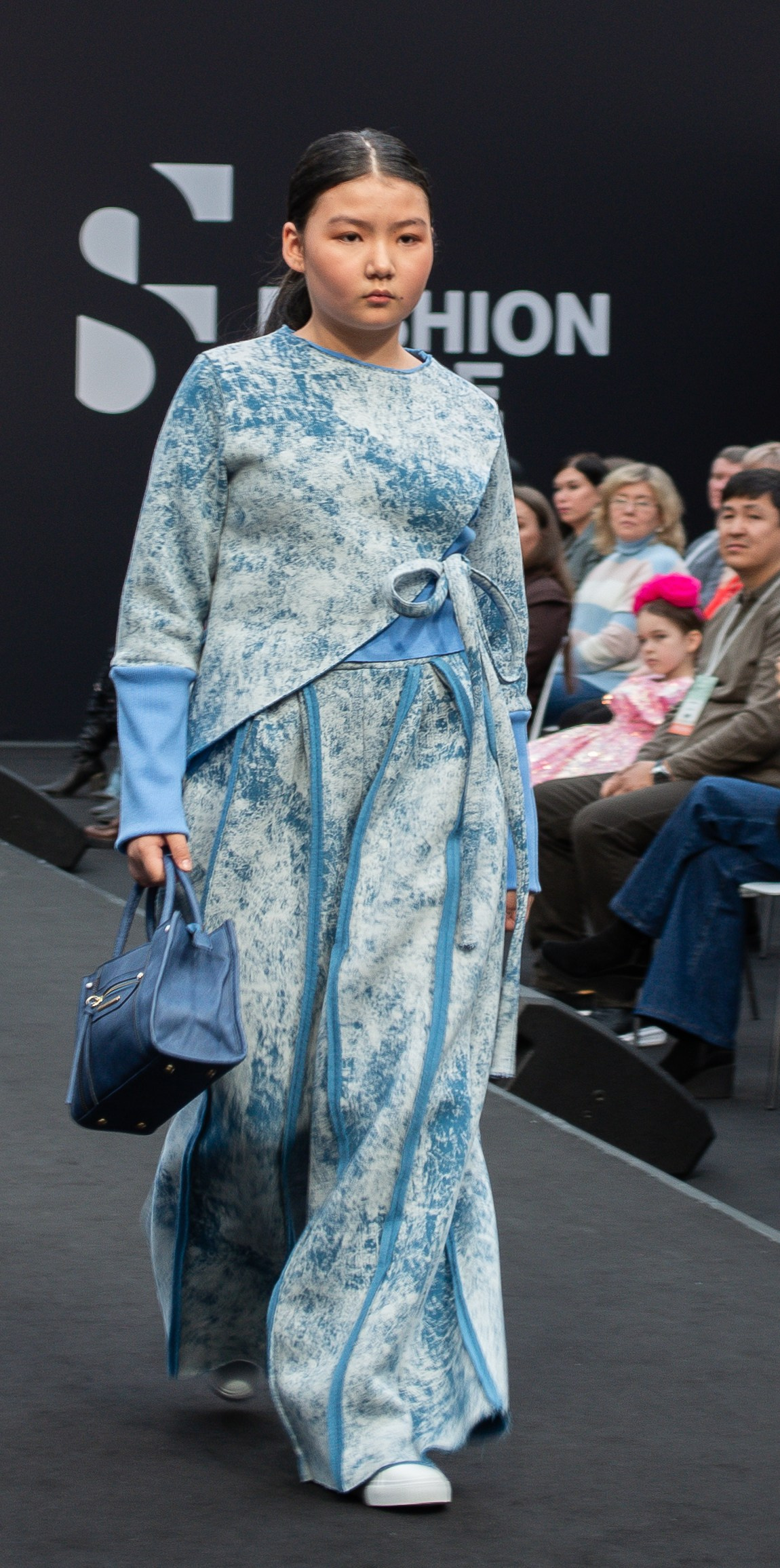 Fashion Style Russia -Детский показ. Victoria Radjevna Репортажный Фотограф — Видеограф Москва • Санкт-Петербург