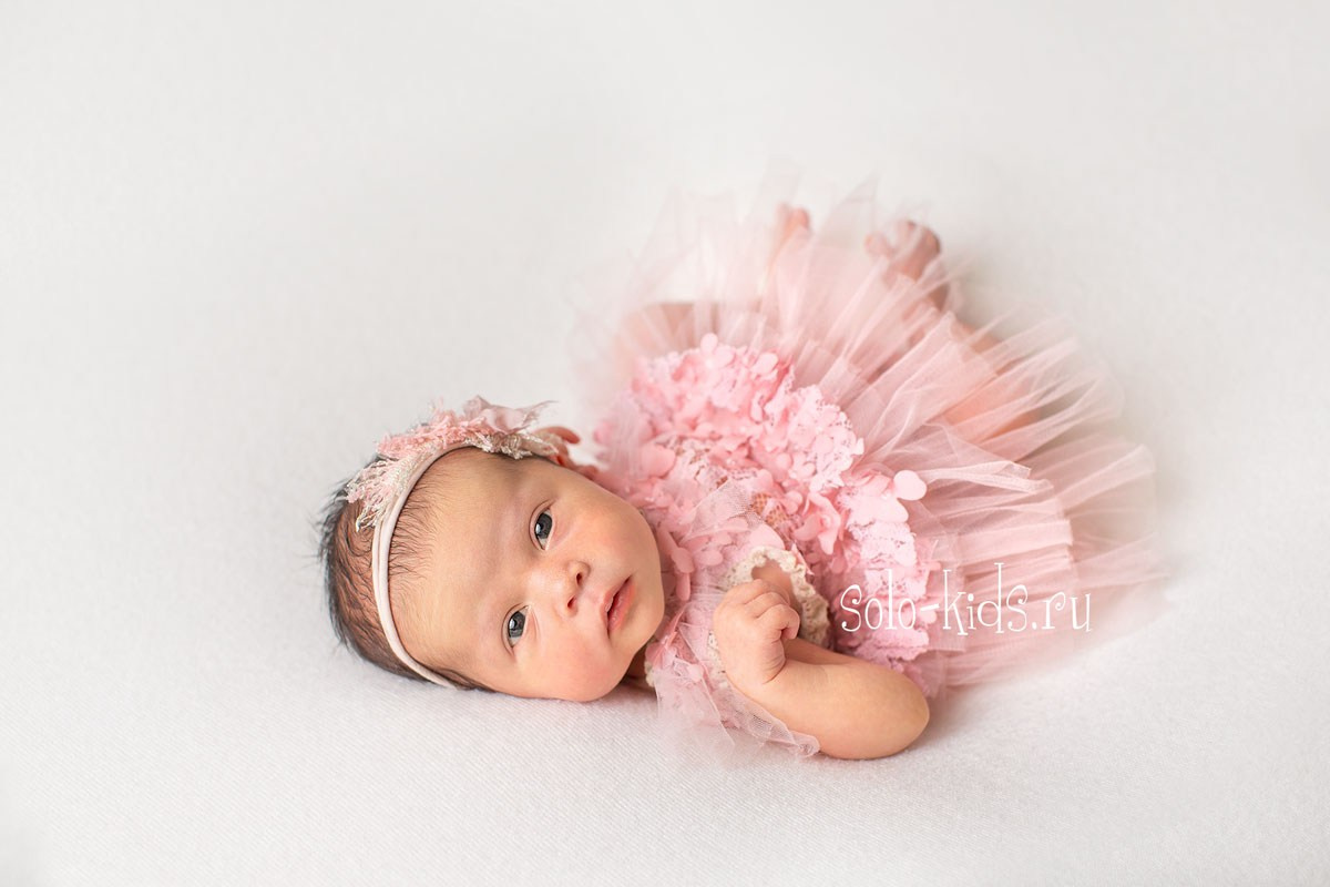 Фотосессия новорожденной Варвары. Фотограф новорожденных в Екатеринбурге Анастасия Быдзина